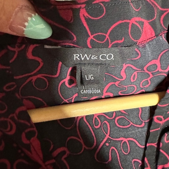 RW&Co heart blouse - L - Picture 6 of 6